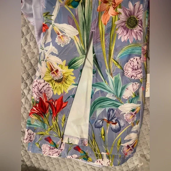 NWT JOHNNY WAS Bee Active 2PC SET Lavender Floral Top/Active Wear Legging L - Picture 2 of 6